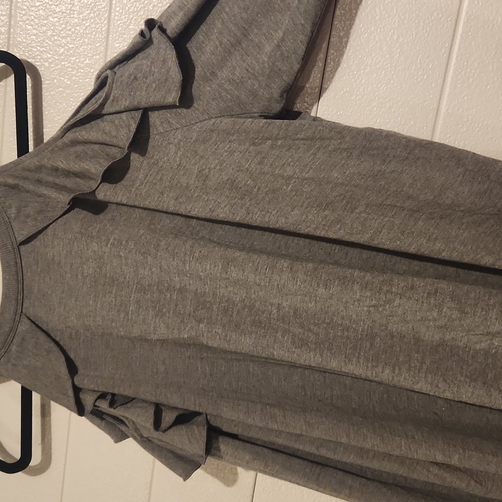 Gray Ruffled Shirt From Express - Picture 6 of 12